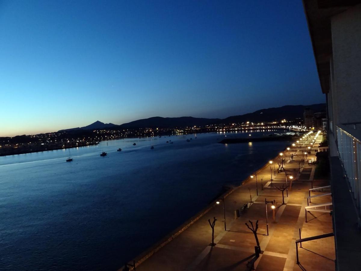 Txingudi By Basquelidays Apartment