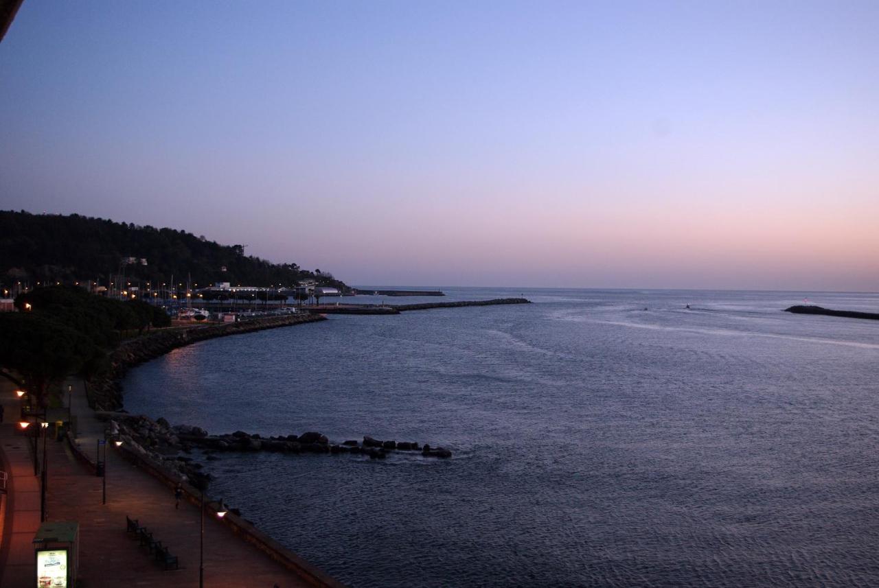 Txingudi By Basquelidays Hondarribia